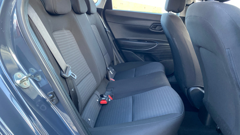 Hyundai i20 1.0T GDi 48V MHD SE Connect 5dr Petrol Hatchback